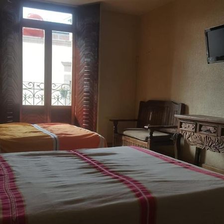 Hostal Casa Castillo Morelia Dış mekan fotoğraf