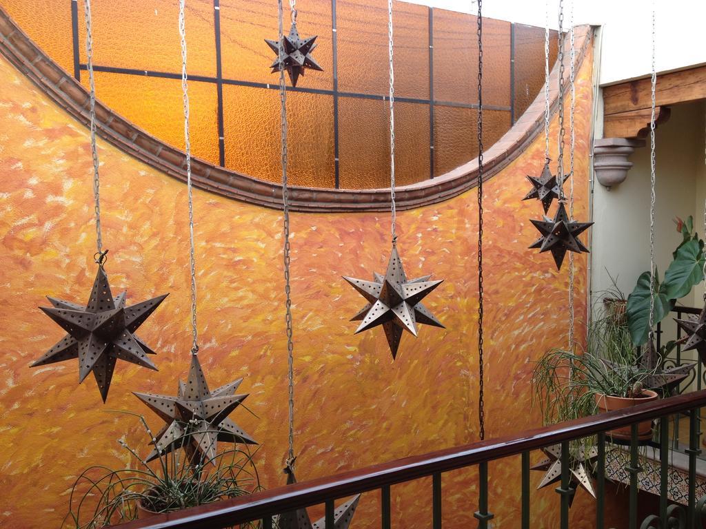 Hostal Casa Castillo Morelia Dış mekan fotoğraf