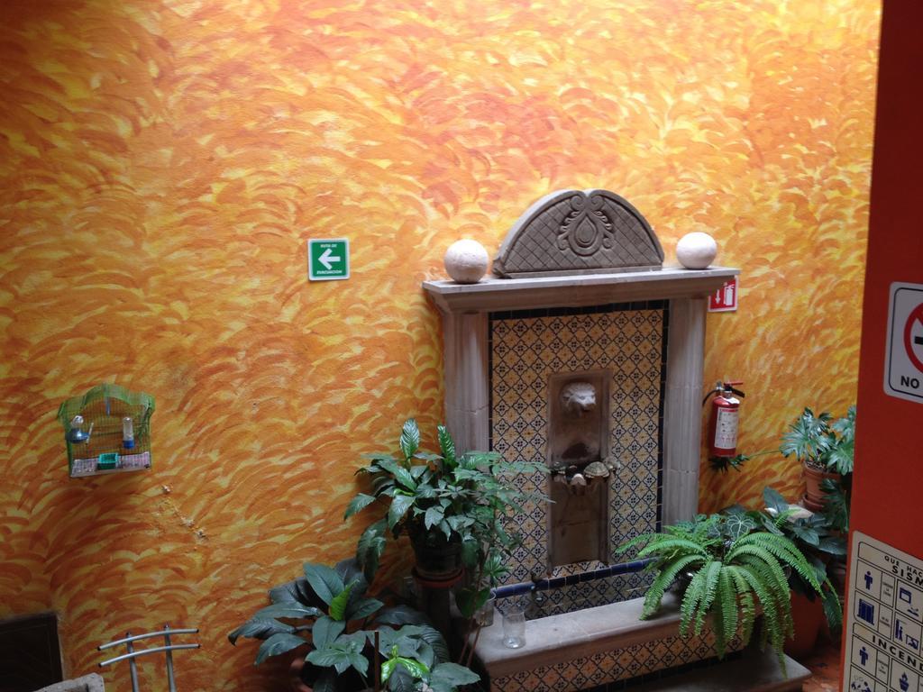 Hostal Casa Castillo Morelia Dış mekan fotoğraf