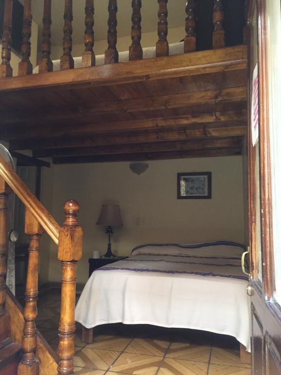 Hostal Casa Castillo Morelia Dış mekan fotoğraf