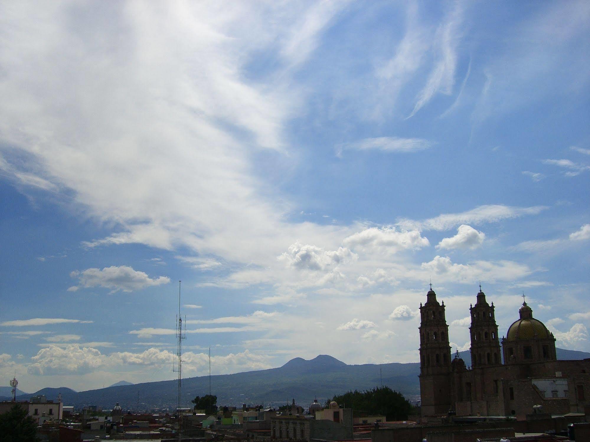 Hostal Casa Castillo Morelia Dış mekan fotoğraf