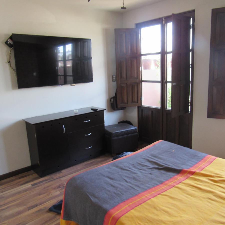 Hostal Casa Castillo Morelia Dış mekan fotoğraf